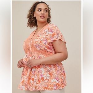 Torrid -  Babydoll Krinkle Gauze Crochet Inset Lace-Up Top